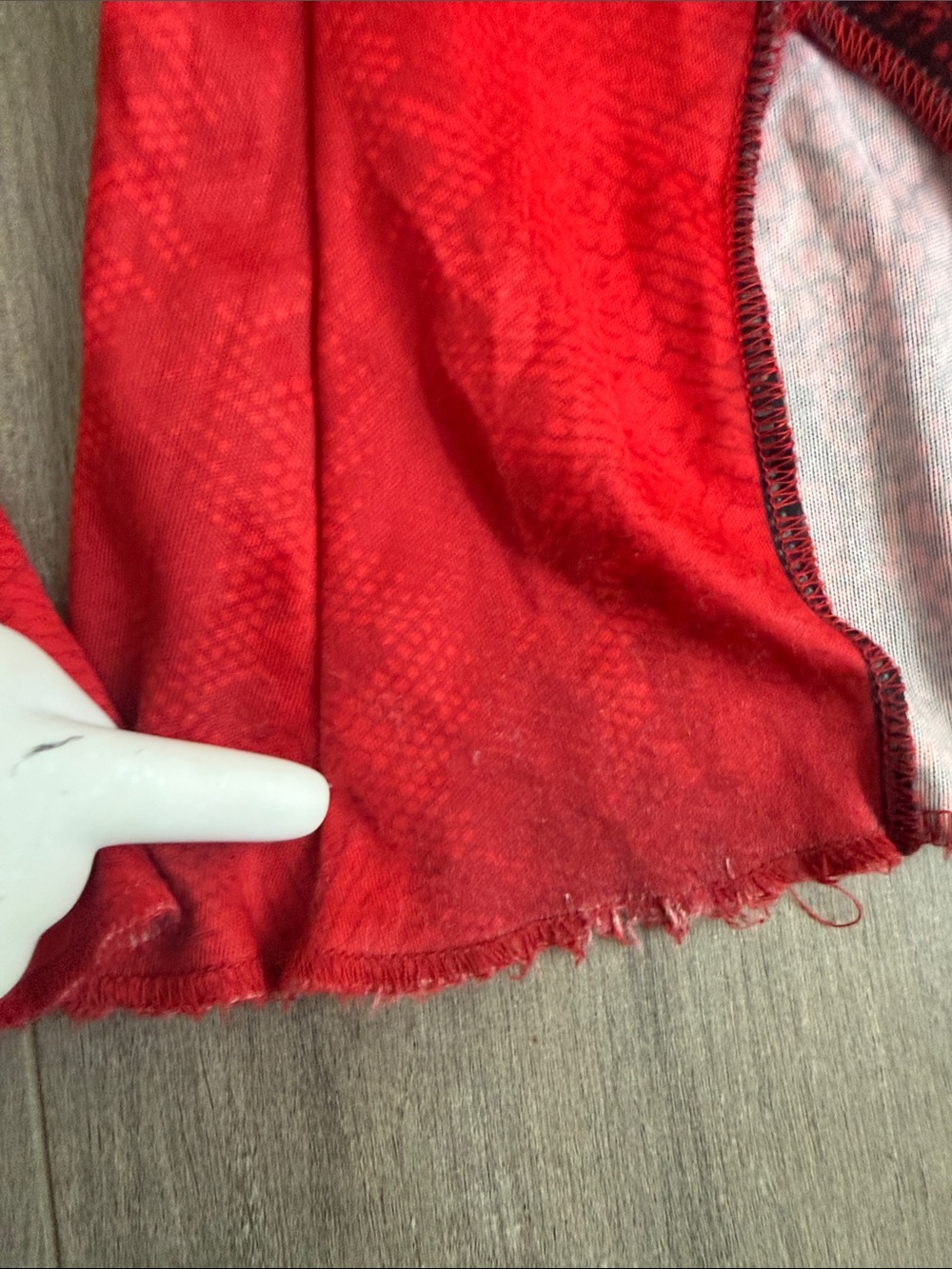 'Red' Costume from Descendants Size 7-8 - Picture 6 of 6